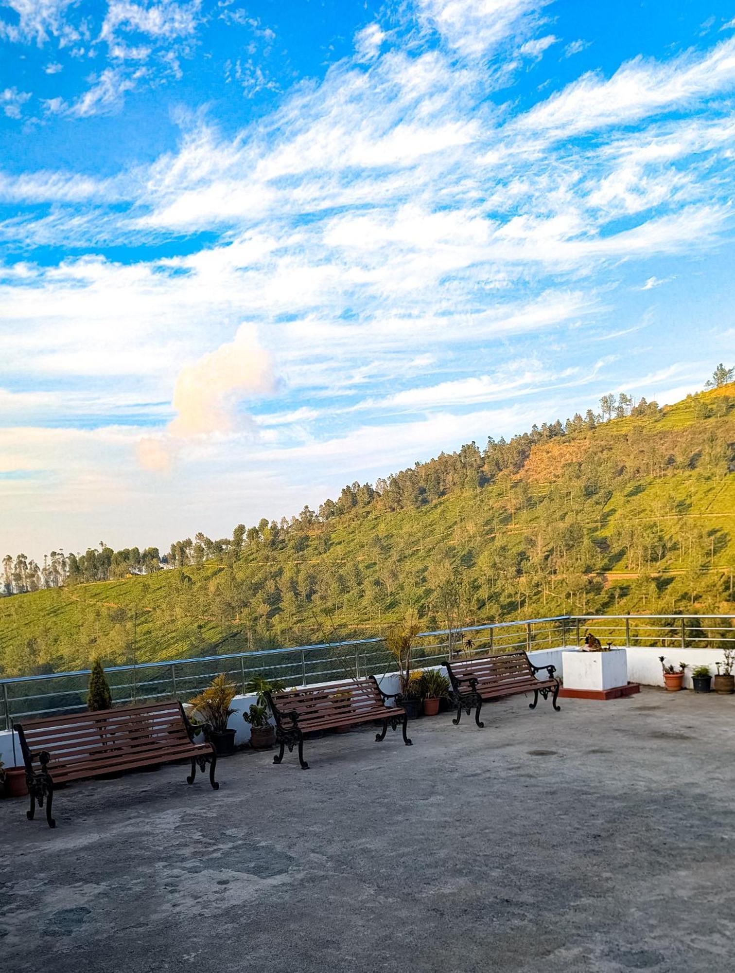 Valley View Inn, Kotagiri Buitenkant foto